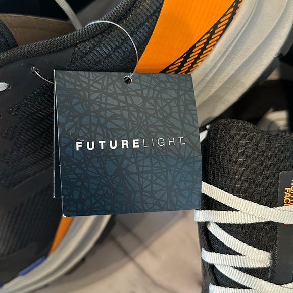 The North Face Men’s Vectiv Levitum FUTURELIGHT Trail Running Sneakers - Picture 11 of 12